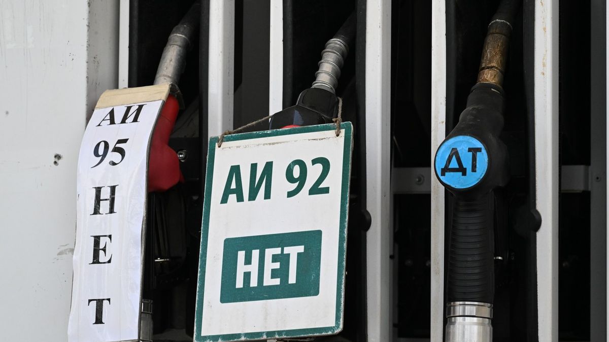 Sibiř žádá Moskvu o pomoc s nedostatkem benzínu a nafty